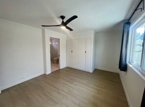 231 W Canada in San Clemente, CA - Building Photo - Building Photo