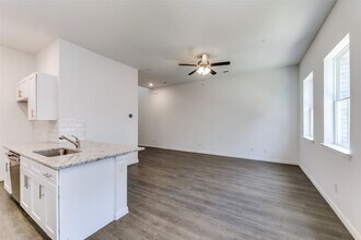 2418 Ash Ln in Sachse, TX - Building Photo - Building Photo