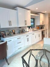 11204 Cloverleaf Cir in Boca Raton, FL - Building Photo - Building Photo
