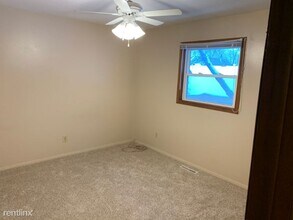 203 E Wilson St in Everly, IA - Building Photo - Building Photo