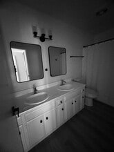 20880 Ventura Blvd in Los Angeles, CA - Building Photo - Building Photo
