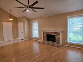 12243 Fetlock Dr in Houston, TX - Building Photo - Building Photo