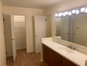 365 E Maiden St, Unit 1 in Washington, PA - Building Photo - Building Photo