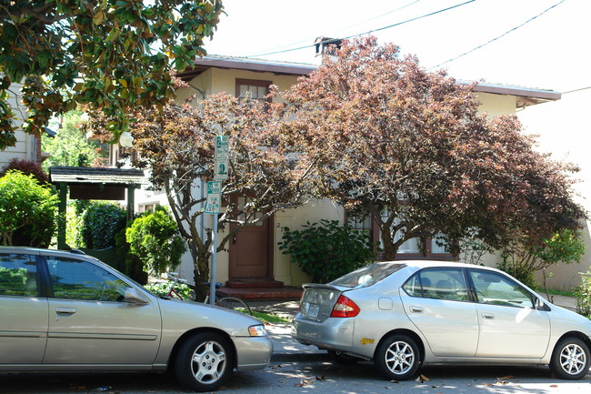 2720-2722 Haste St in Berkeley, CA - Building Photo - Building Photo