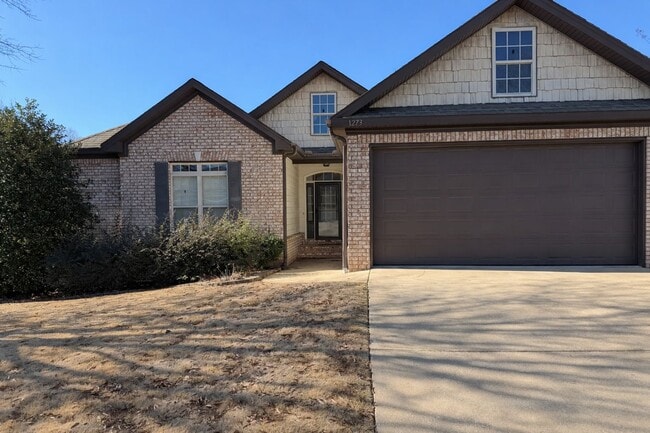 Well Maintained One Level Home in Gardens at Gatewood in Auburn, AL - Building Photo - Building Photo