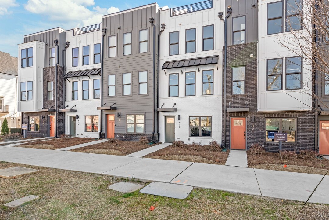 417 Blairhill Rd in Charlotte, NC - Building Photo
