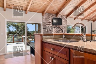 340 Summerhill Dr in Scotts Valley, CA - Building Photo - Building Photo