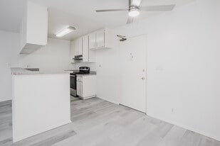 3415 Linden Ave. in Long Beach, CA - Building Photo