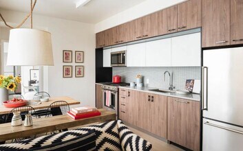 44-28 Purves St in Queens, NY - Building Photo - Building Photo