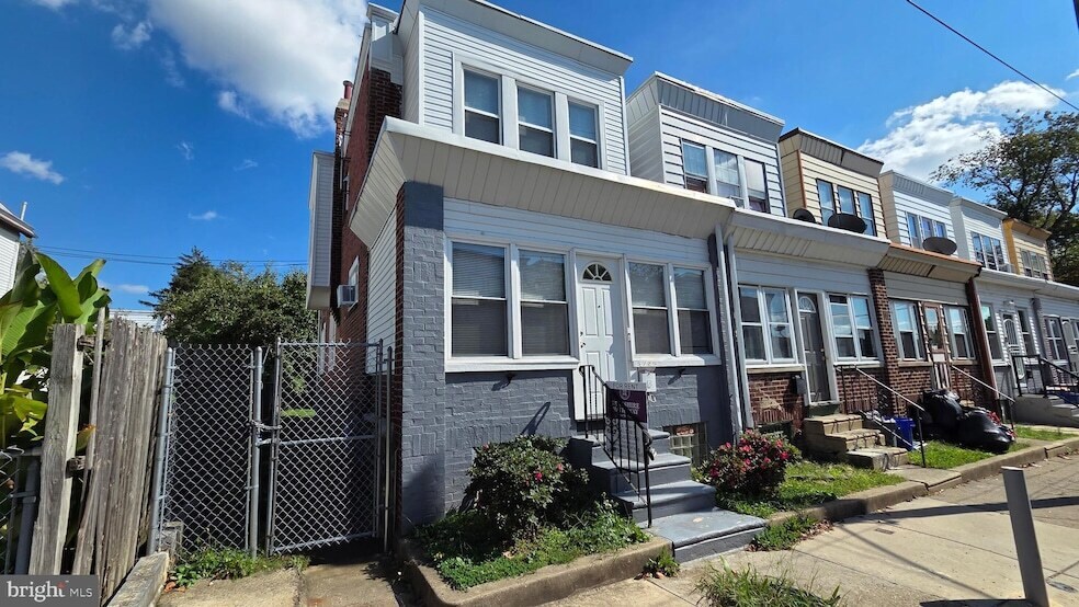 5725 N Lawrence St in Philadelphia, PA - Foto de edificio