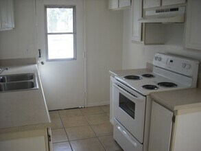 2620 Tiller Ave in Port Hueneme, CA - Building Photo - Building Photo