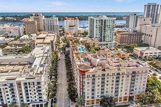 410 Evernia St in West Palm Beach, FL - Building Photo - Building Photo