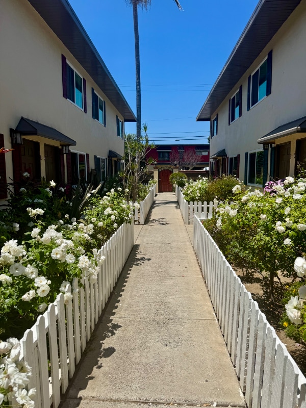 1978 Maple Ave in Costa Mesa, CA - Building Photo - Building Photo
