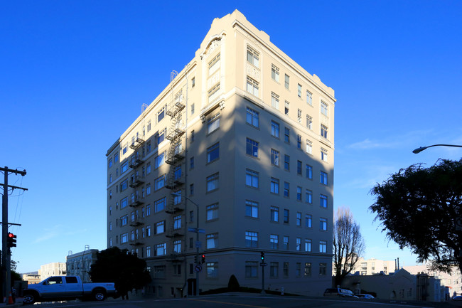 Crest View Apartments in San Francisco, CA - Foto de edificio - Building Photo