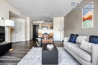 4835 Cordell Ave in Bethesda, MD - Building Photo - Building Photo