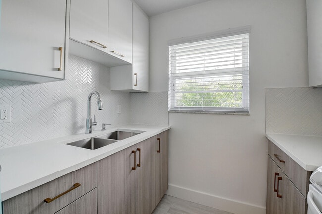 502 N H St in Lake Worth Beach, FL - Building Photo - Building Photo