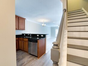 1344 Green Oaks Ln in Charlotte, NC - Building Photo - Building Photo