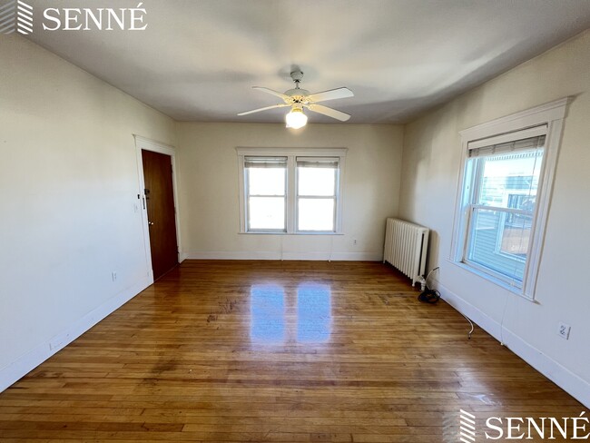2 Sacramento St, Unit 3