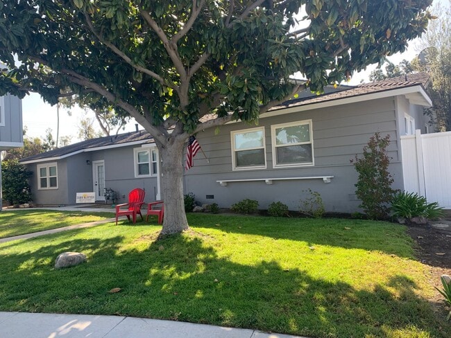 804 Stevely Ave in Long Beach, CA - Building Photo - Building Photo
