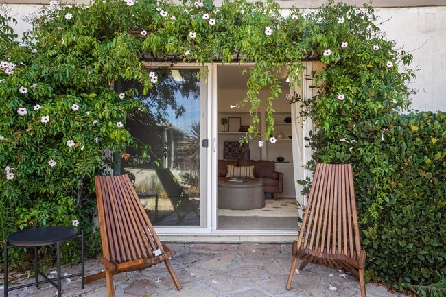 property at 3640 Princeton Ave