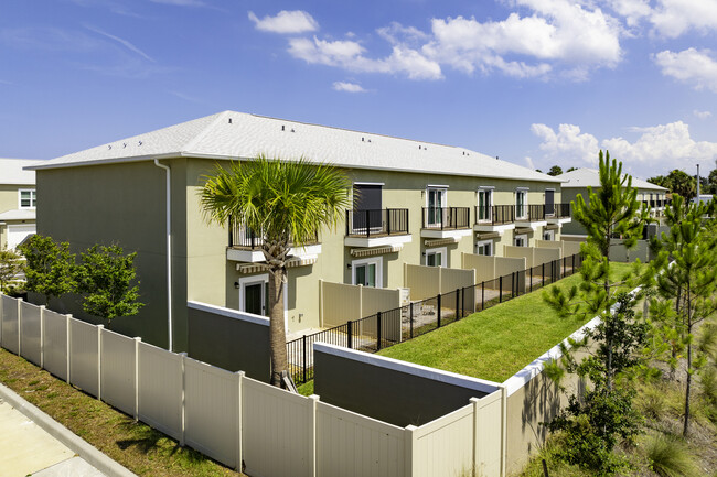 943 Paddleboard in Melbourne, FL - Foto de edificio - Building Photo