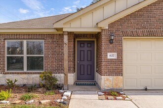 627-627 E Fairway Lake Dr in Alvin, TX - Building Photo - Building Photo