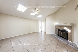 11121 N 82nd Ln in Peoria, AZ - Building Photo - Building Photo