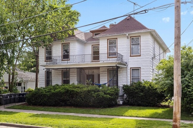 17 S Channing St in Elgin, IL - Building Photo - Building Photo