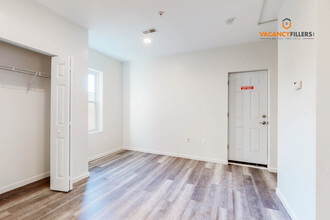 2202 Maryland Ave-Unit -6 in Baltimore, MD - Building Photo - Building Photo