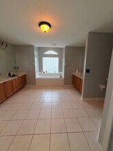 7534 Coconut Blvd in West Palm Beach, FL - Foto de edificio - Building Photo