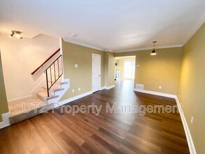 538 Wellington Ct in Frederick, MD - Foto de edificio - Building Photo