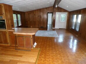 5 Marlene Dr in Ledyard, CT - Building Photo - Building Photo