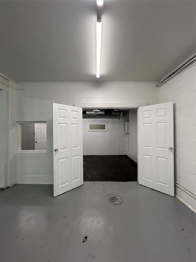 property at 1804 N Main St