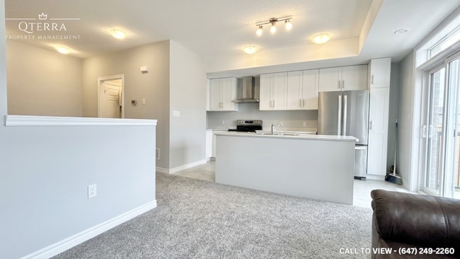 property at 76 Lomond Ln