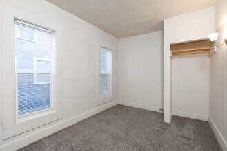 2022 W College Ave in Spokane, WA - Building Photo - Building Photo