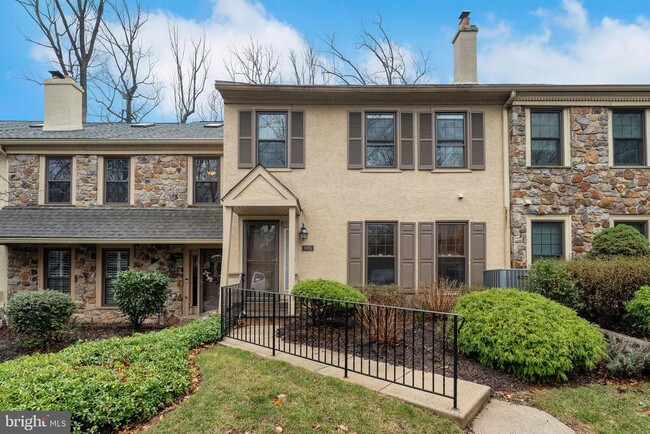 property at 1105 Weatherstone Dr