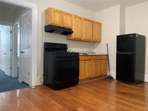 180-17 Jamaica Ave in Queens, NY - Building Photo - Building Photo