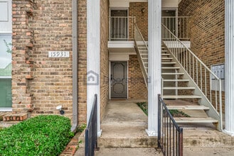 15931 Stillwood St, Unit Apt 2095 in Dallas, TX - Building Photo - Building Photo