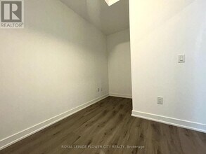 252-4252 Church St in Toronto, ON - Building Photo - Building Photo