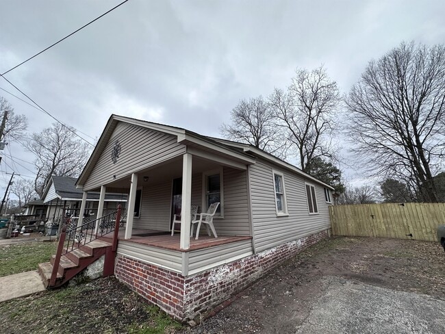 96 Walsh St in Jackson, TN - Building Photo - Building Photo