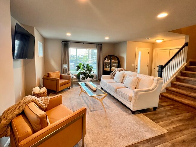 9751 Watts Rd in Verona, WI - Foto de edificio - Building Photo