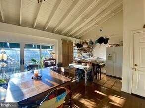 6 Coryell St in Lambertville, NJ - Building Photo - Building Photo