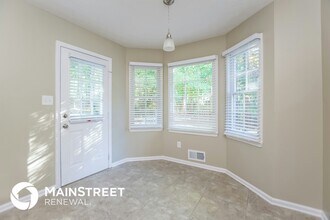 371 Indian Hills Dr in Dallas, GA - Foto de edificio - Building Photo