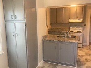 306 West Ave in Troutman, NC - Building Photo - Building Photo