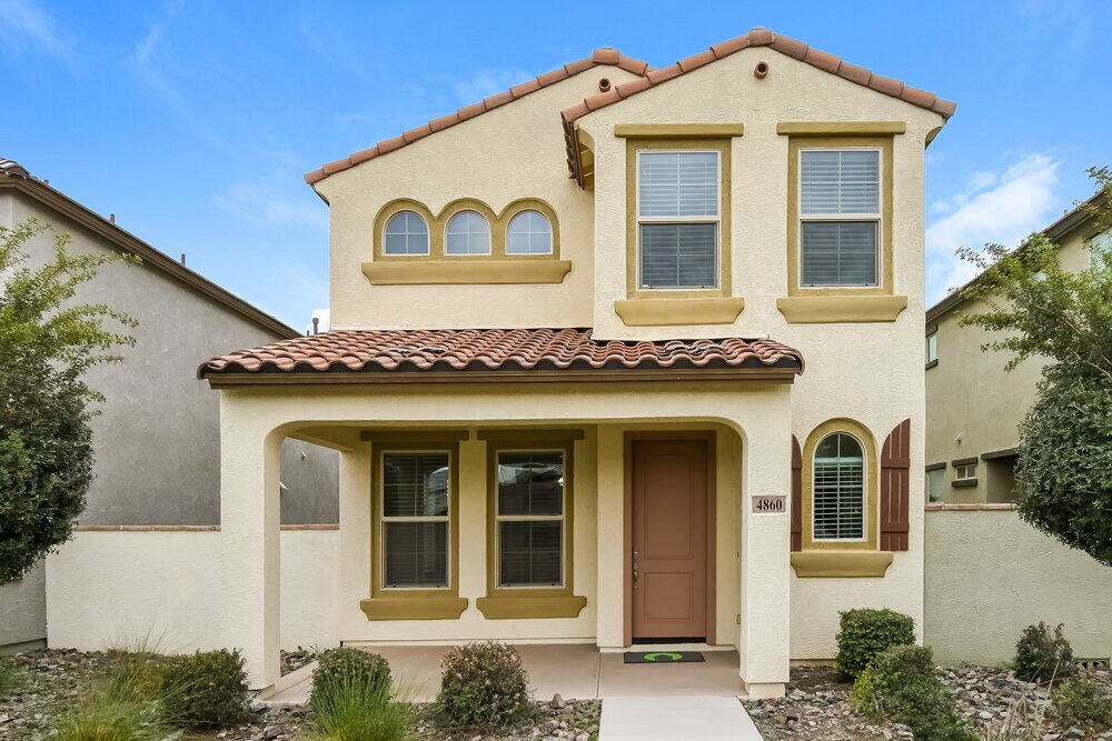 4860 S Charger in Mesa, AZ - Foto de edificio