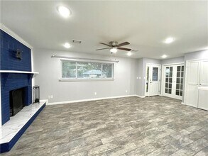 1507 E 25th St in Bryan, TX - Building Photo - Building Photo