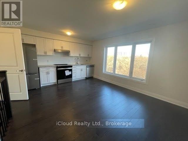 property at 33 Wild Rose Gardens