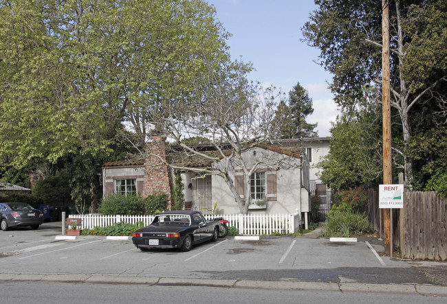 1943 Euclid Ave in Menlo Park, CA - Building Photo - Building Photo