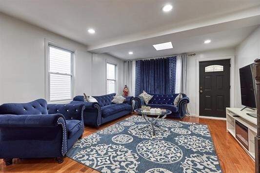 718 Avenue A in Bayonne, NJ - Foto de edificio