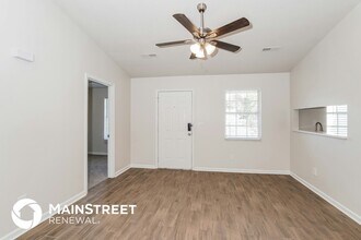 6300 Wilmouth Run Rd in Knoxville, TN - Foto de edificio - Building Photo